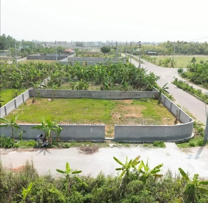 Front 30ft/75ft, North-East Corner, 5 Katha Plot In Sec#15 in Purbachal