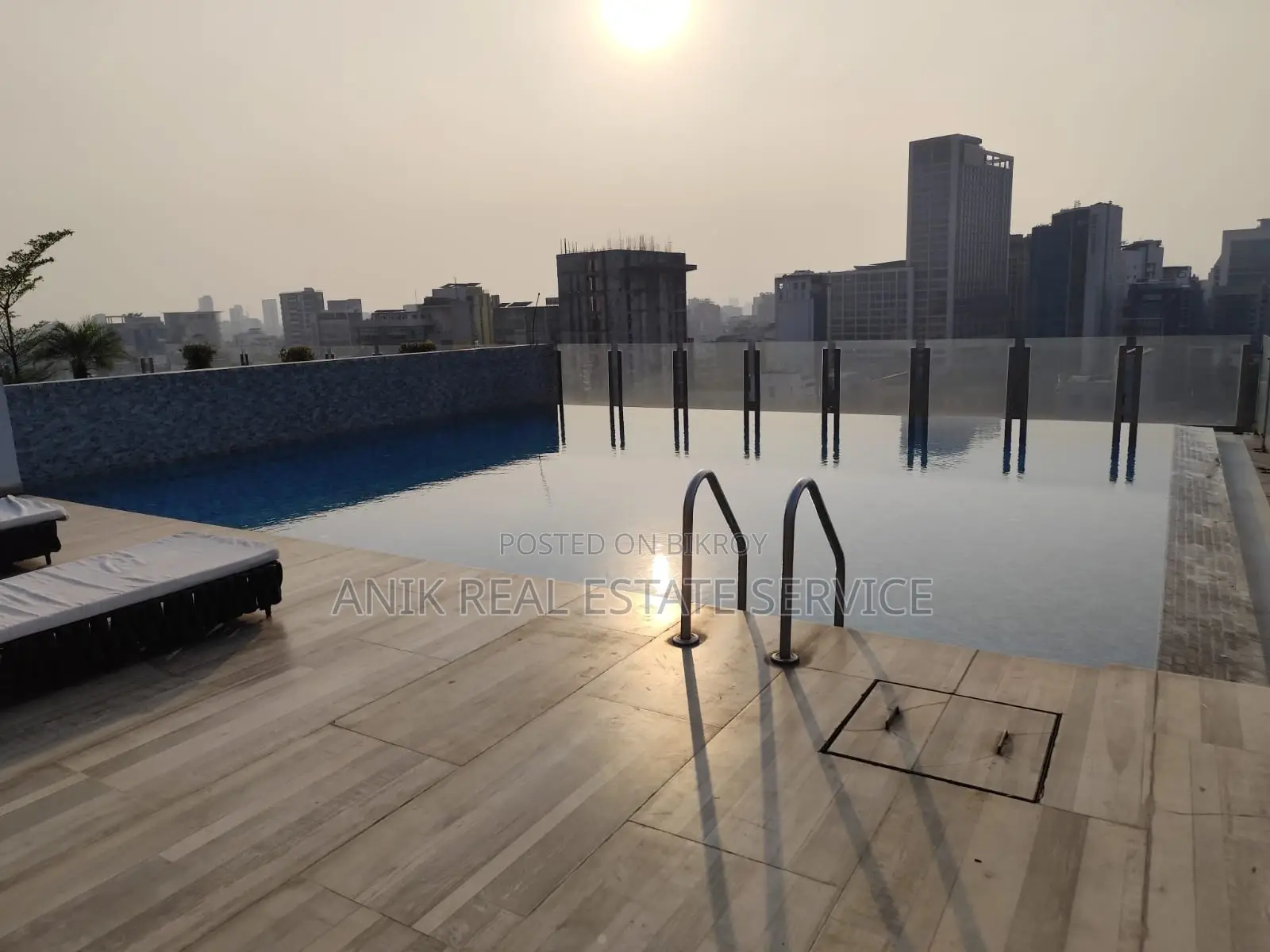 Swmming Pool Gym 4500 Sft Semi Farnised Flat Rent In Gulshan North in Gulshan