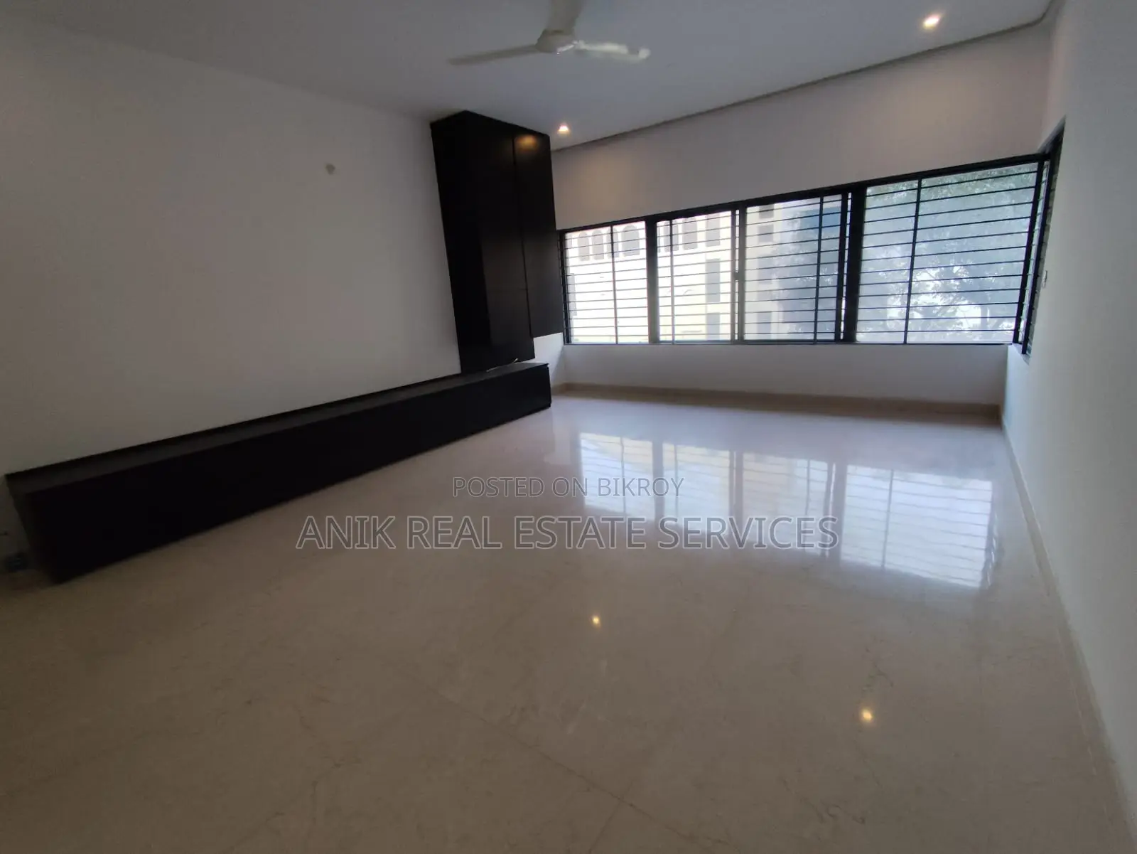 Swmming Pool Gym 4500 Sft Semi Farnised Flat Rent In Gulshan North in Gulshan