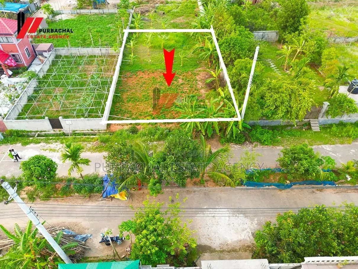 On 150ft, South Facing, 7.5 Katha Plot In Sec#28 in Purbachal