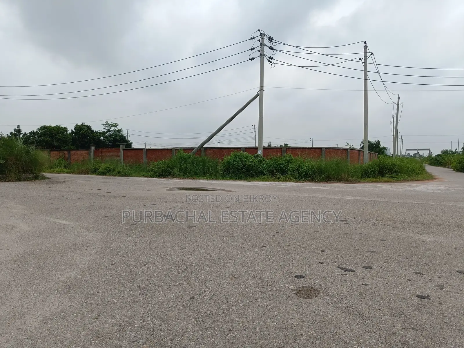Near Park, South-West Corner, 3 Katha Plot In Sec#24 in Purbachal