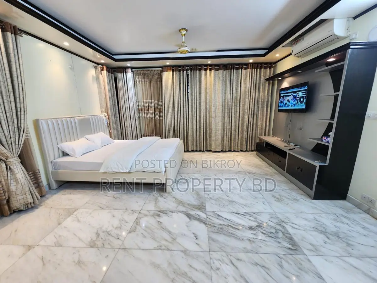 Luxurious Gym Full Furnished Apartment Rent Gulshan in Gulshan