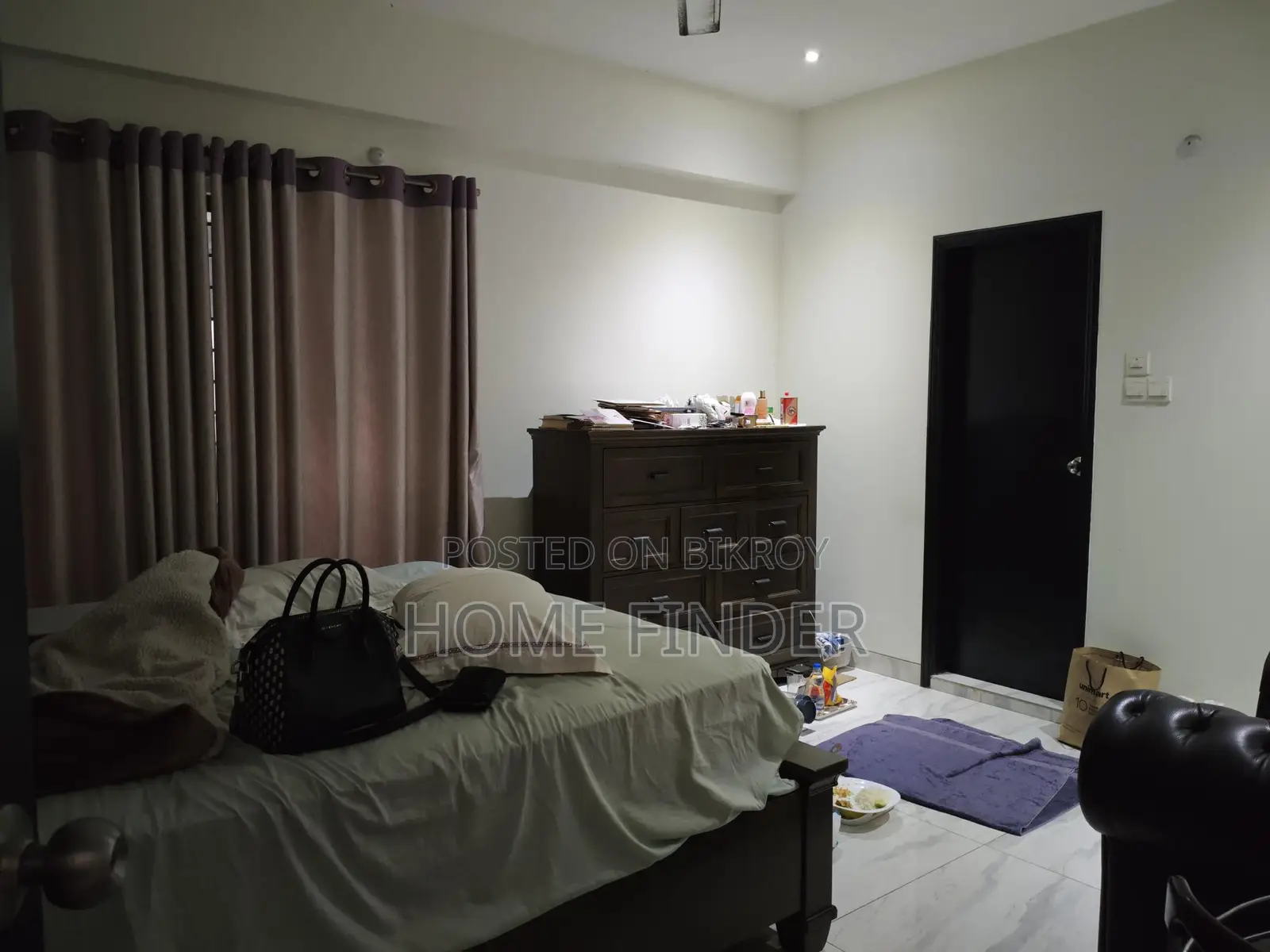Good Quality 2700 Sqft Un-Furnished Apartment For Rent In Gulshan 2 in Gulshan