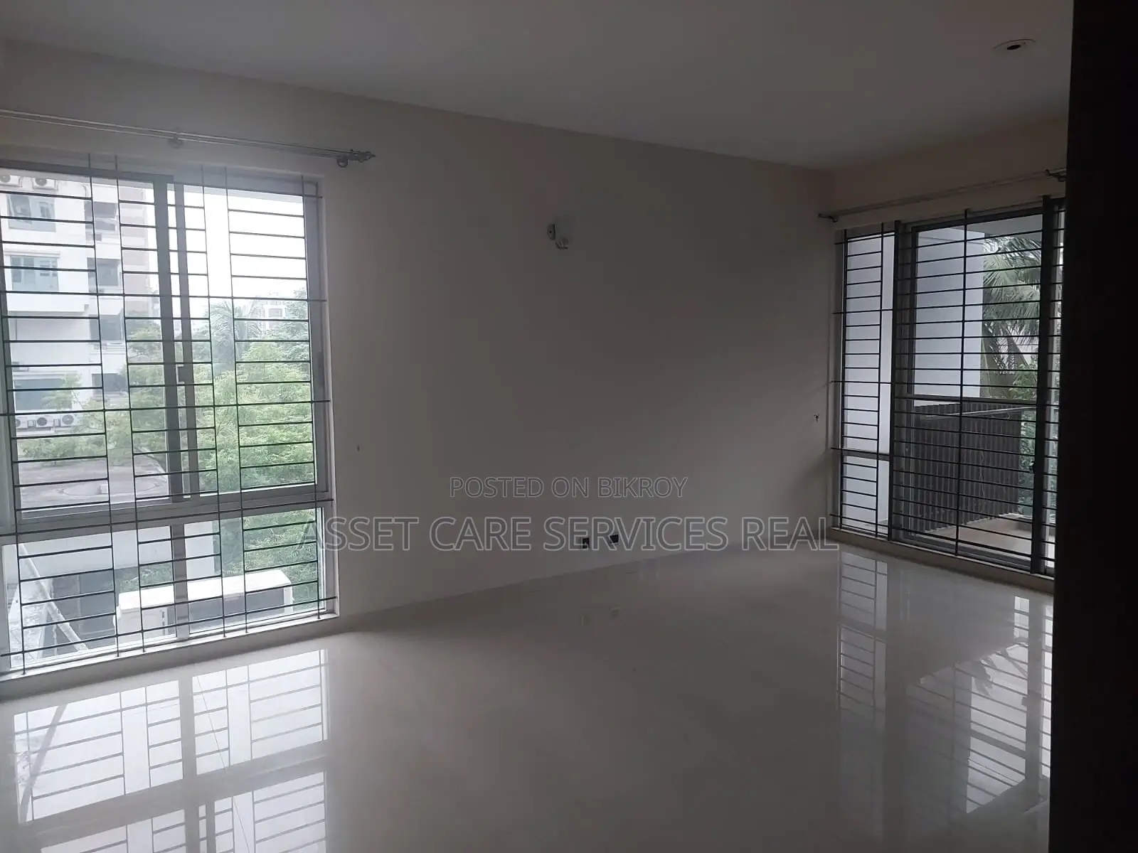 North Gulshan 4-Bedroom Semi-Furnished Apartment for Rent with Gym and Pool in Gulshan