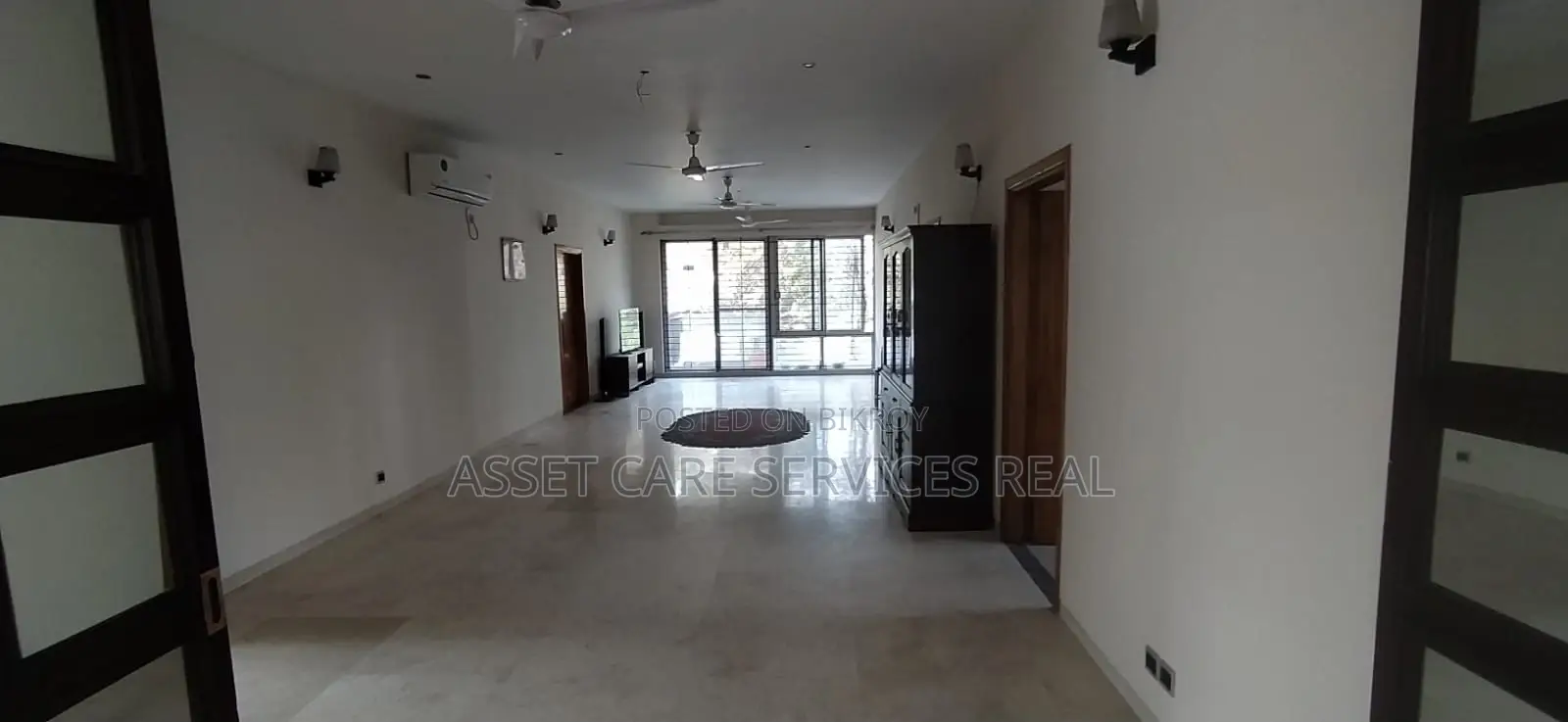 North Gulshan 4-Bedroom Semi-Furnished Apartment for Rent with Gym and Pool in Gulshan