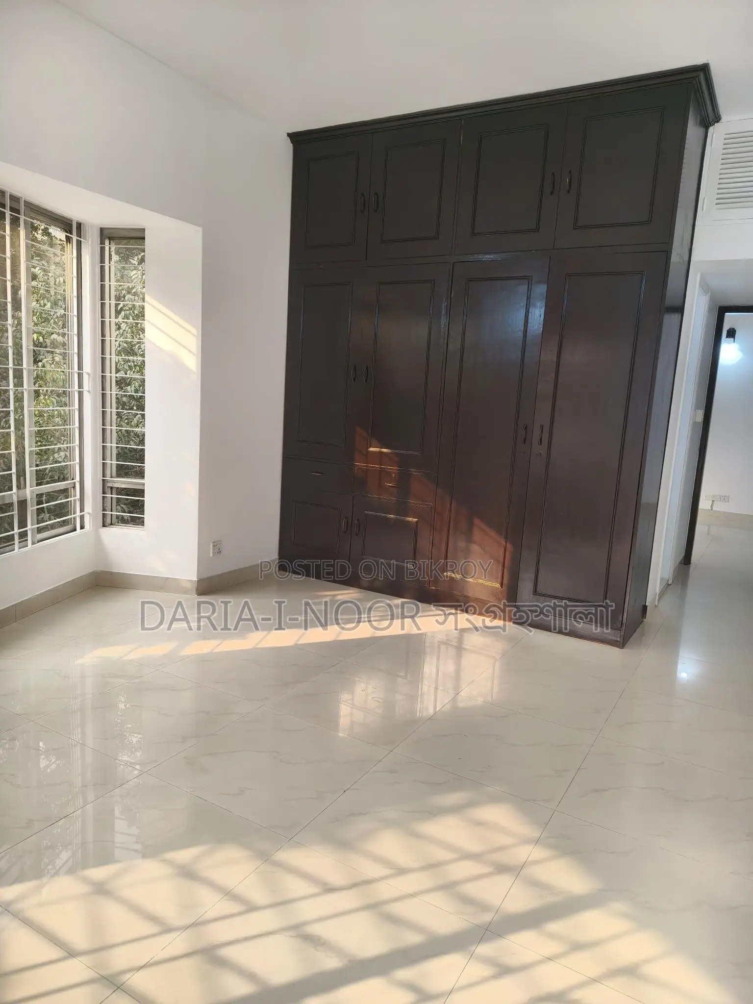 3000+sft beautiful 4 bed flat sale @ Banani in Banani