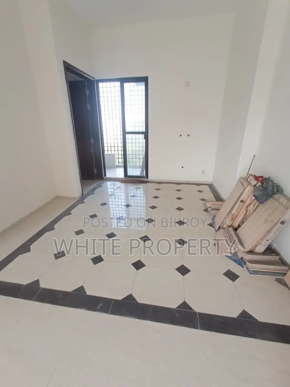 Luxurious Apartment for Sale in Bashundhora L Block in Basundhara