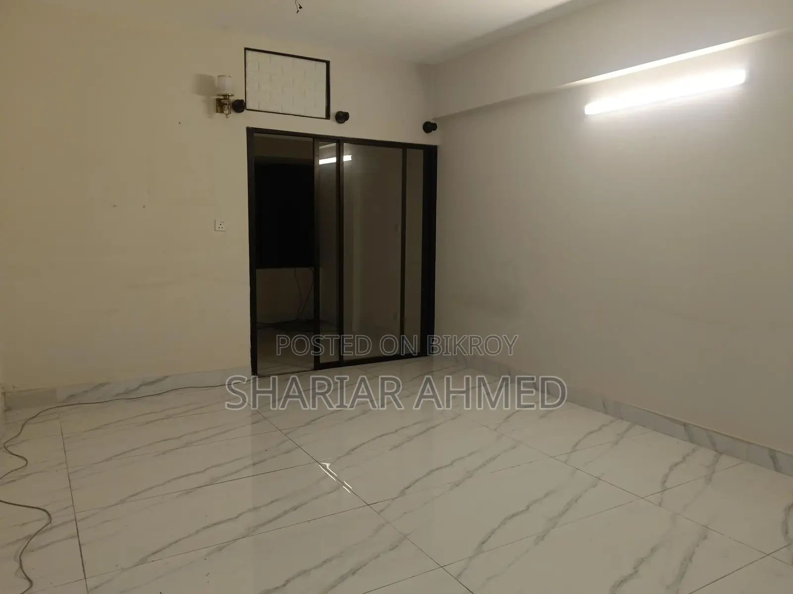 2200 Sqft Good Quality 3 Bed Un-Furnished Flat For Rent In Gulshan in Gulshan