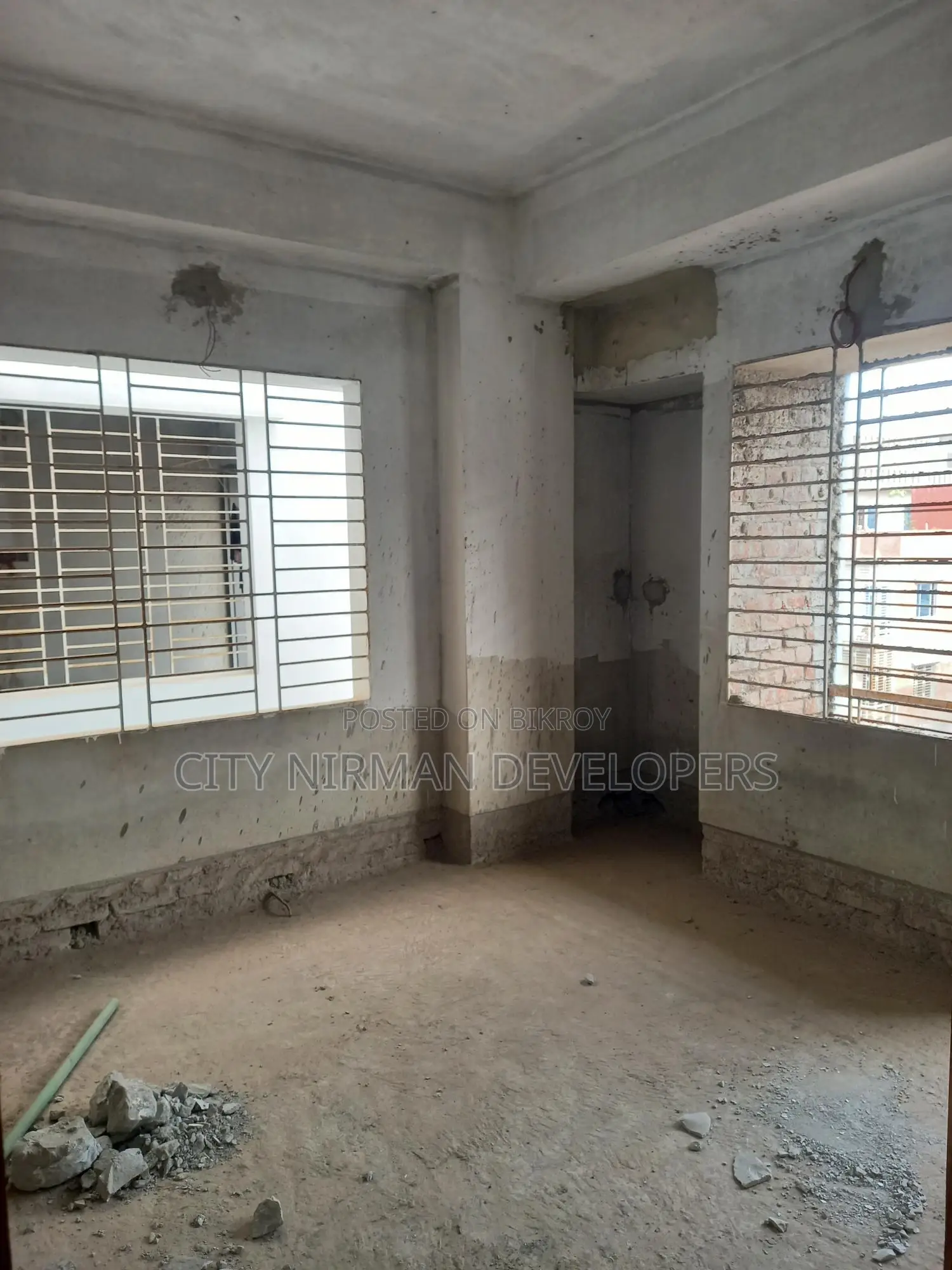 1000 sqft Ready Flat for Sale in the "Nirman Aparajita" Project! in Mohammadpur
