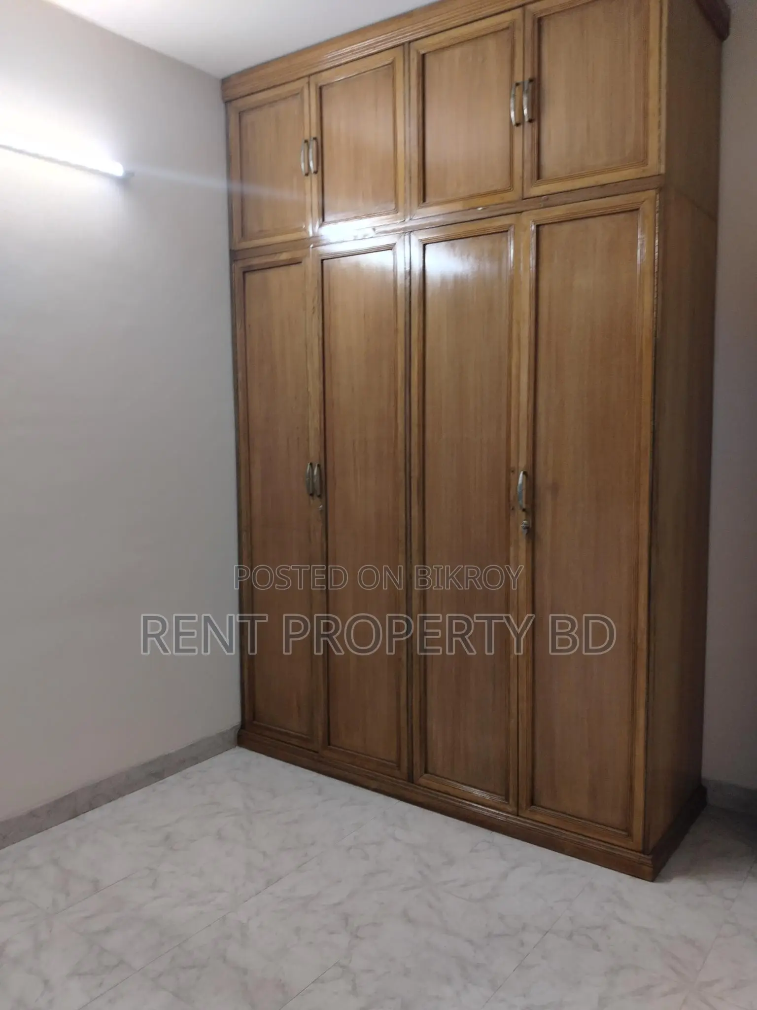Unfurnished Flat For Rent In Banani in Banani