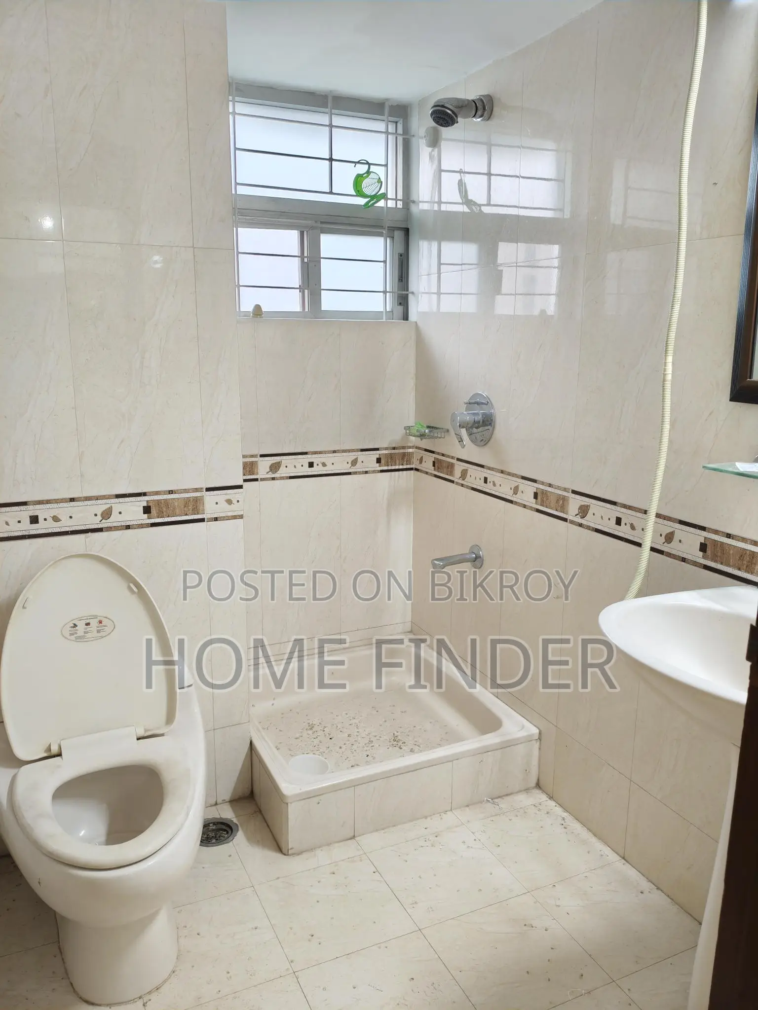 2600 Sqft Full-Furnished Apartment For Rent In Gulshan 2 in Gulshan
