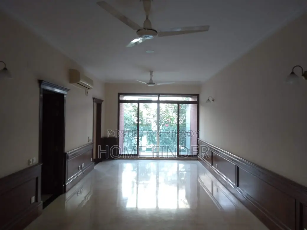 2750 Sqft 3 Bed Un-Furnished Apartment For Rent In Gulshan in Gulshan