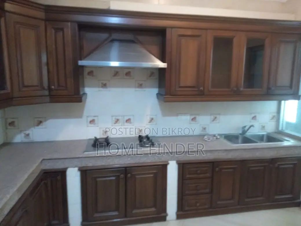 2750 Sqft 3 Bed Un-Furnished Apartment For Rent In Gulshan in Gulshan
