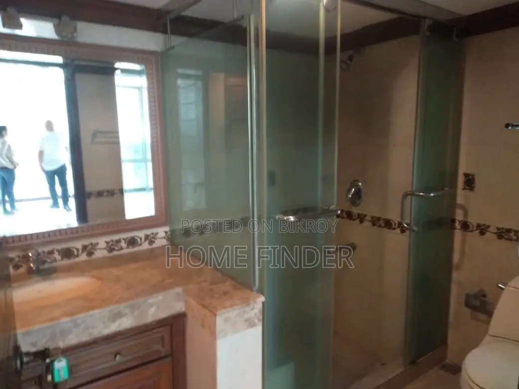 2750 Sqft 3 Bed Un-Furnished Apartment For Rent In Gulshan in Gulshan