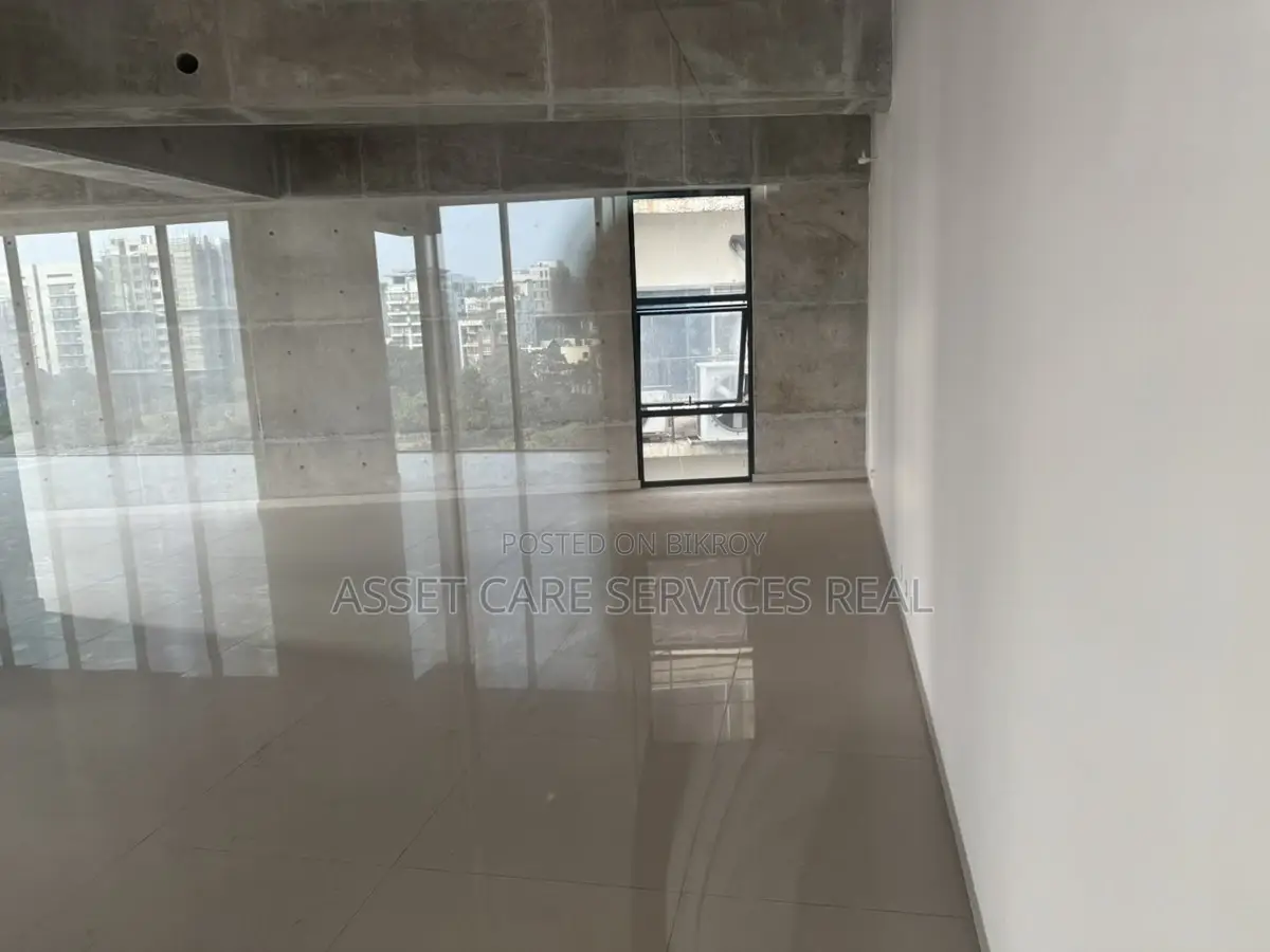 Exclusive Commercial Open Space Rent in Gulshan-2 in Gulshan
