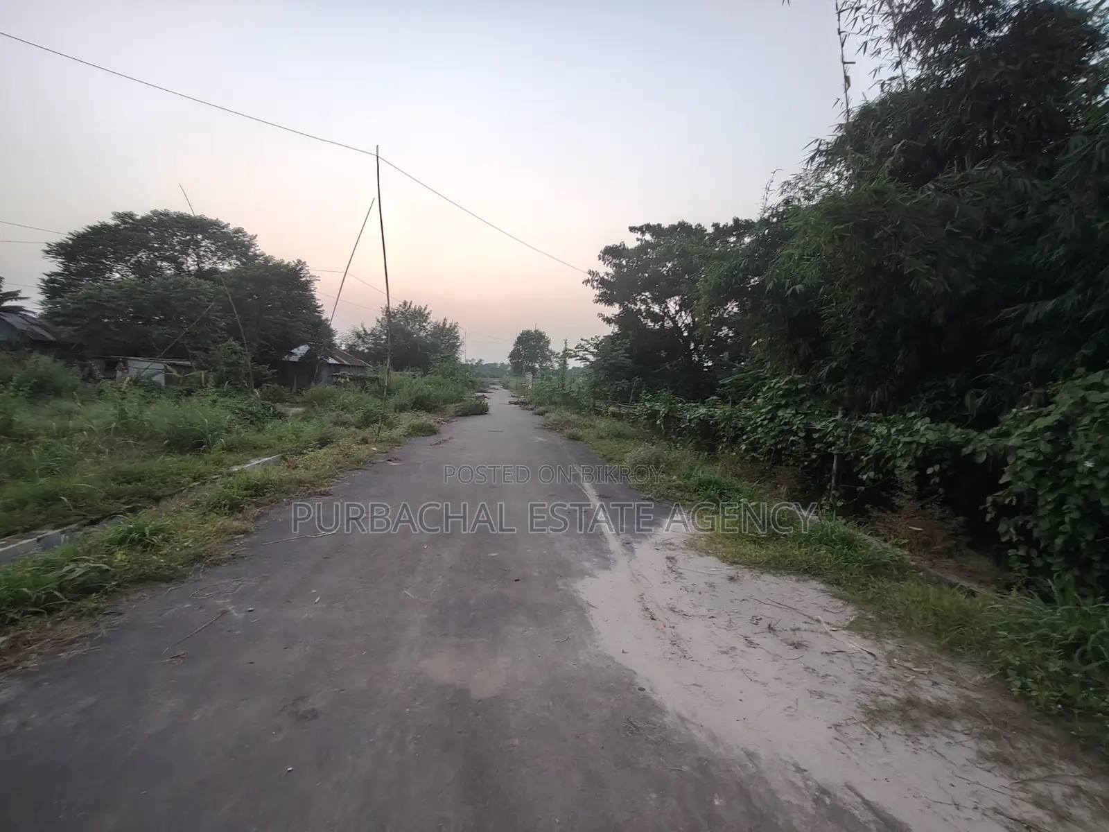 Near 300ft Road: 5 Katha Plot in Sector 11 in Purbachal