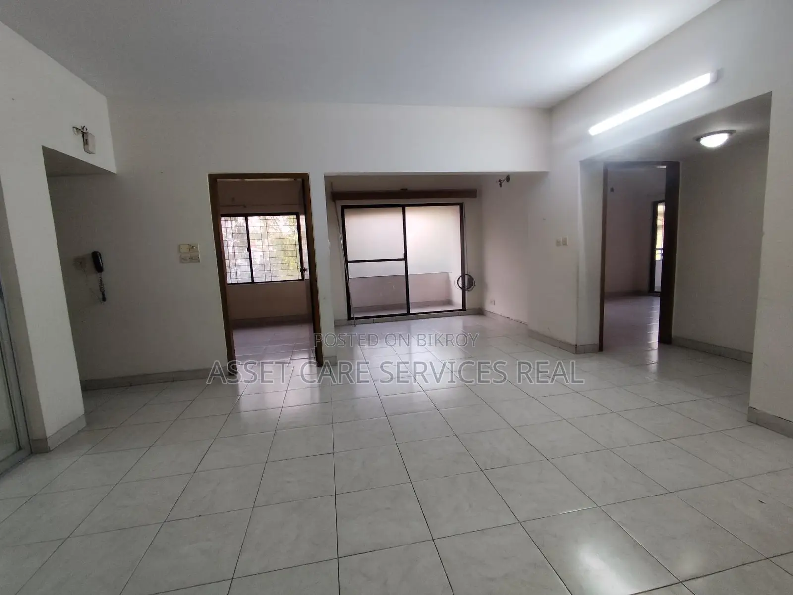 3-Bed Unfurnished Apartment for Rent in South Banani in Banani