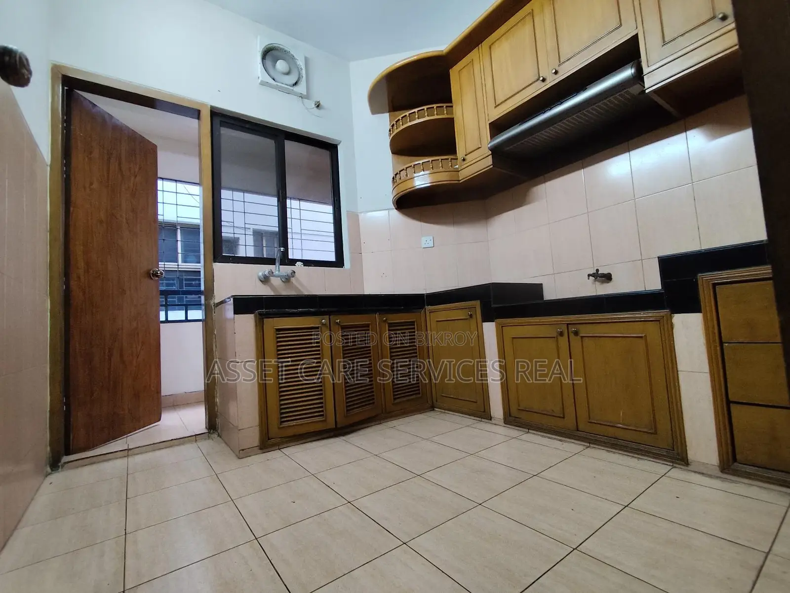 3-Bed Unfurnished Apartment for Rent in South Banani in Banani
