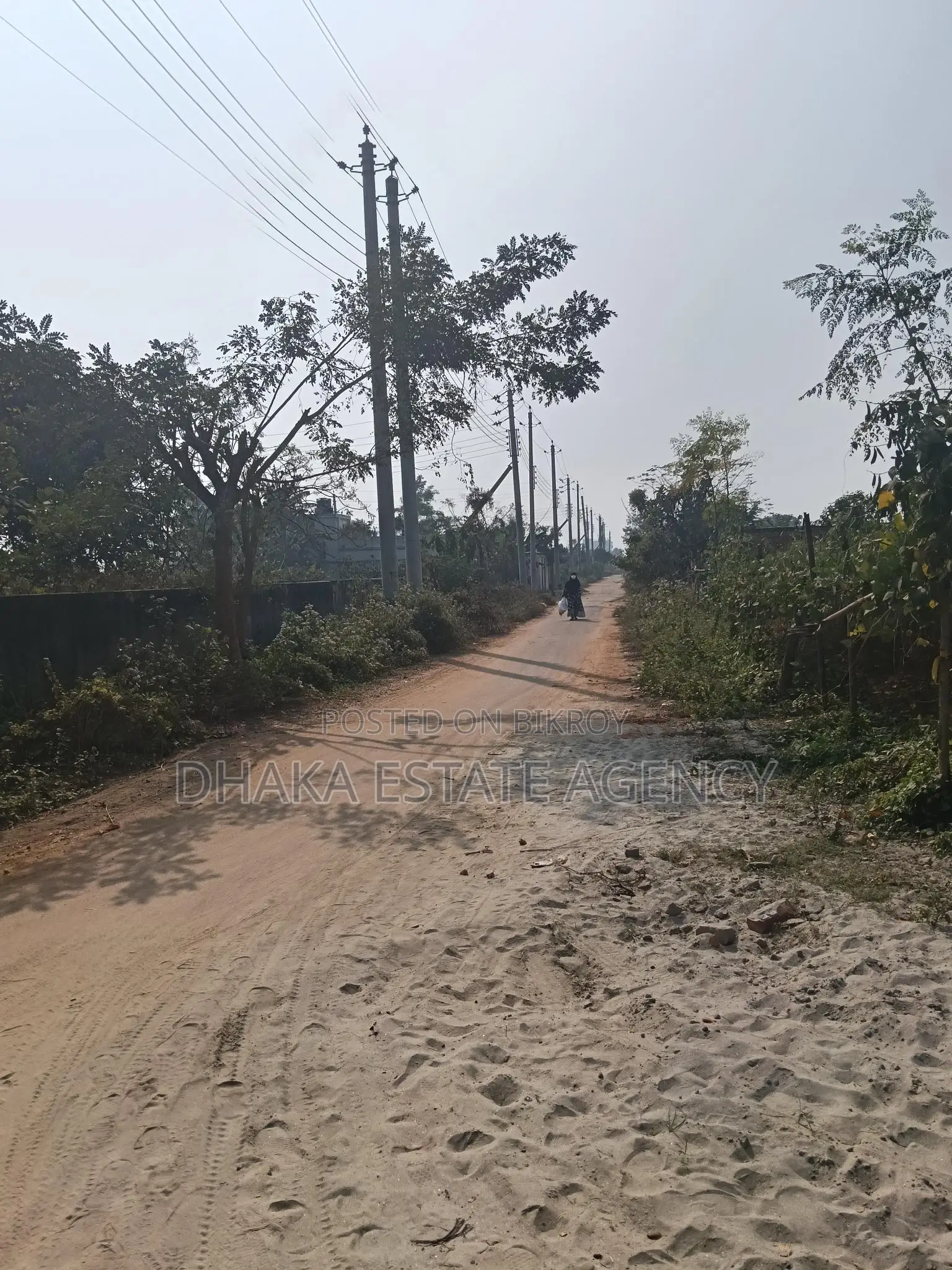 Urgent Sector-10, South Facing 5 Katha Plot Sale in Purbachal