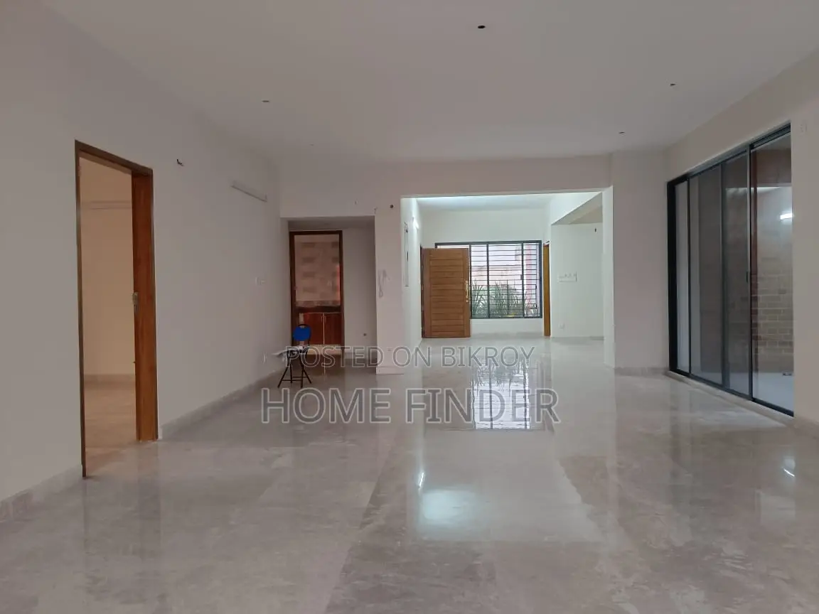 South Facing Brand New (4300 SQFT-4BED) Apartment Rent In GULSHAN in Gulshan