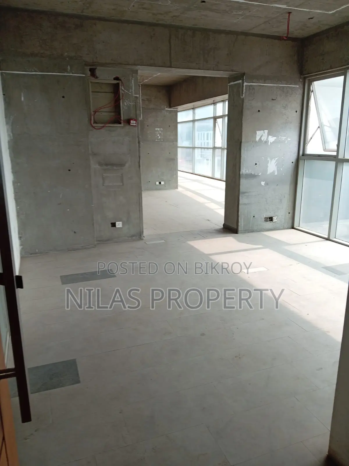 Prominent 4200 Sft Commercial Space Rent In Gulshan in Gulshan