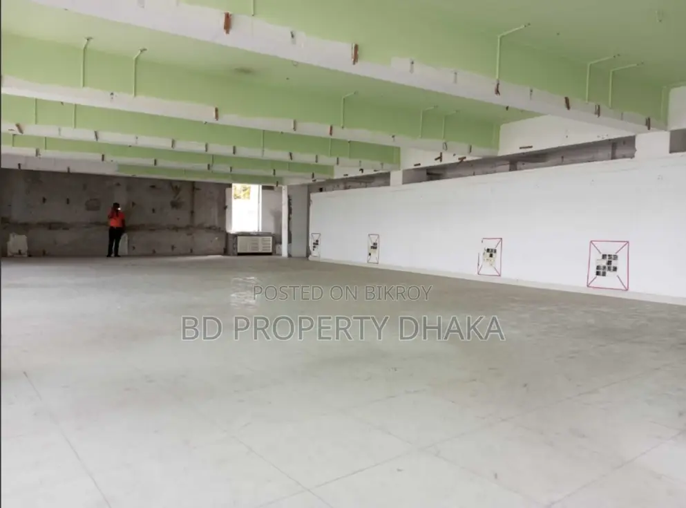 11500 Sqft Nice Open Commercial Space Rent in Gulshan Avenue in Gulshan