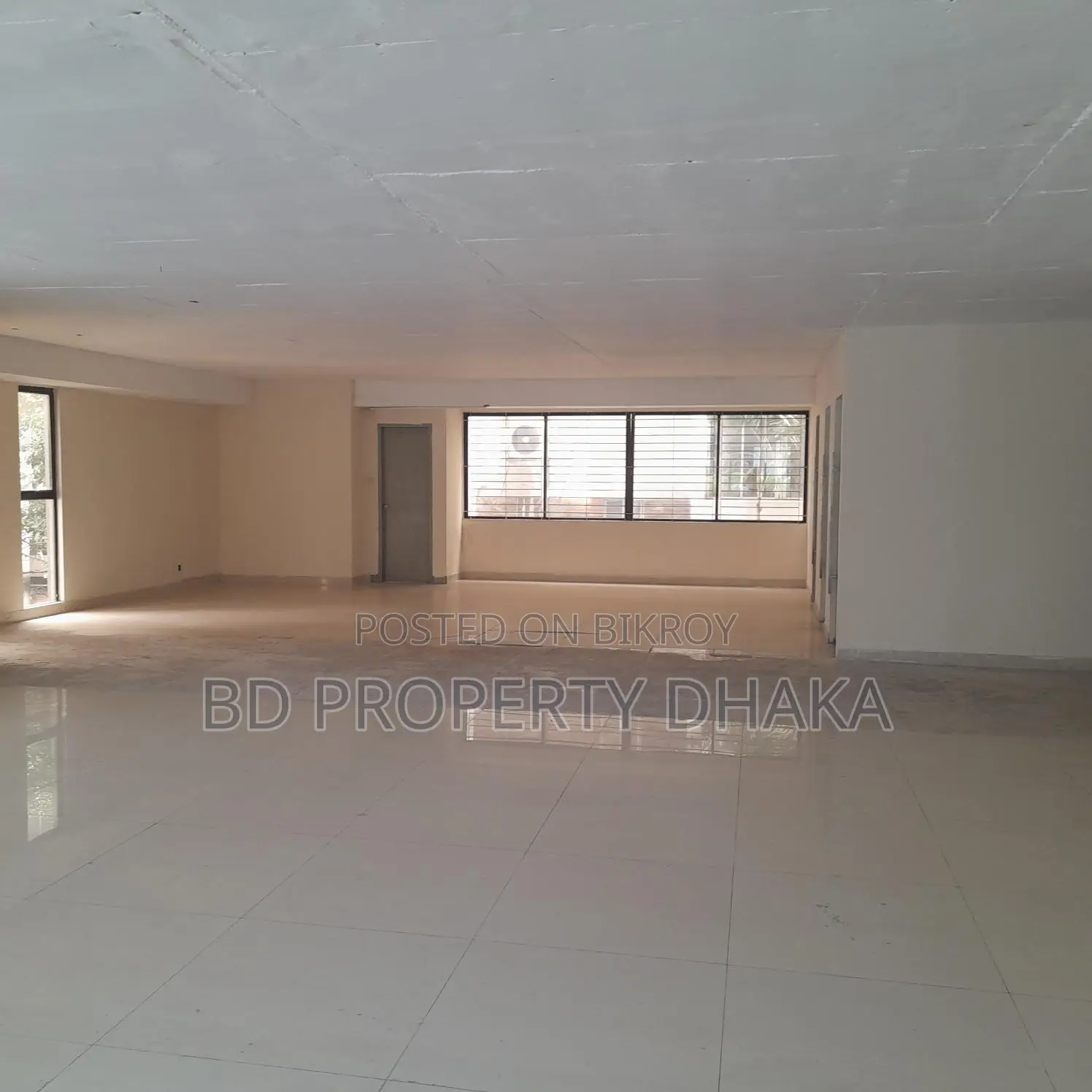 3300sqft Open Shop Rent in Gulshan Avenue in Gulshan
