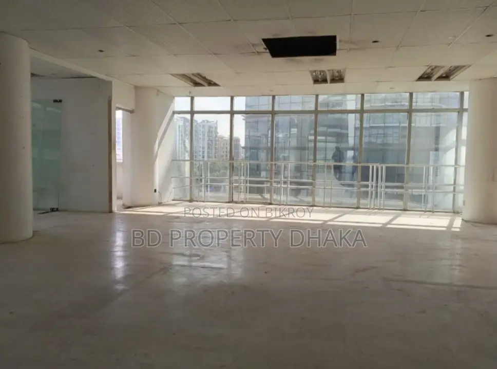 3360 Sqft Excellent Open Commercial Space Rent In Gulshan Avenue in Gulshan