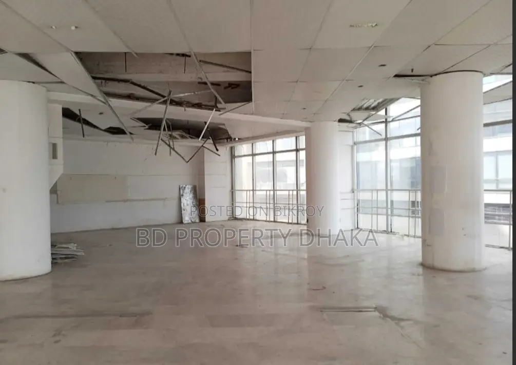 3360 Sqft Excellent Open Commercial Space Rent In Gulshan Avenue in Gulshan