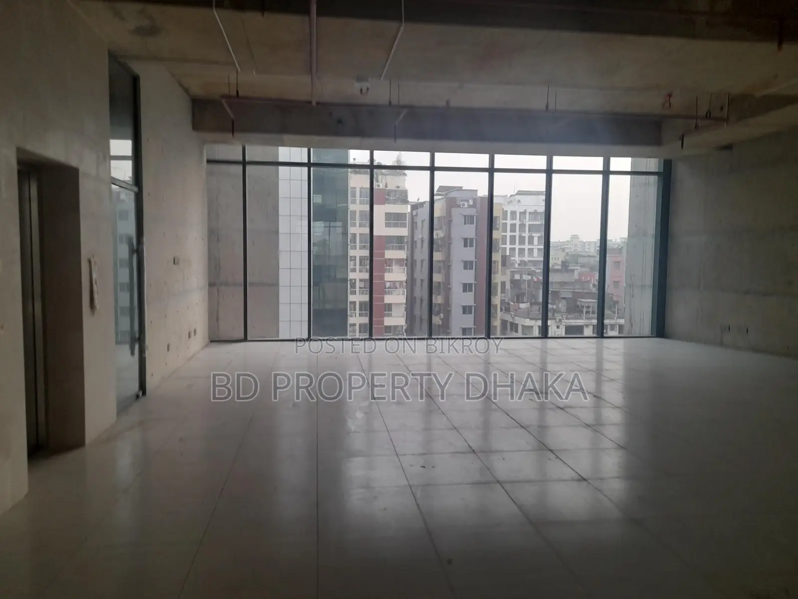 4400 Sqft Open Commercial Restaurant Parlour Rent In Banani in Banani