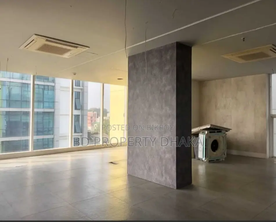 2000 Sqft Open Commercial Space Rent In Banani in Banani