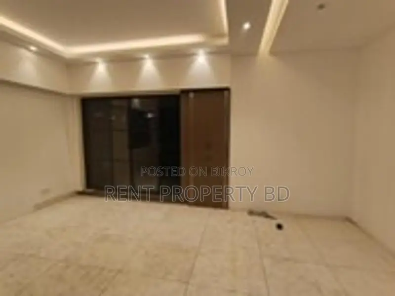 2400 SFT Commercial Office for Rent in Gulshan in Gulshan