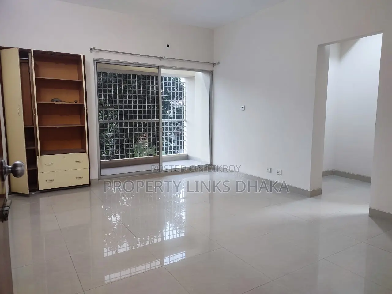 Unfurnished flat for Rent in Gulshan in Gulshan