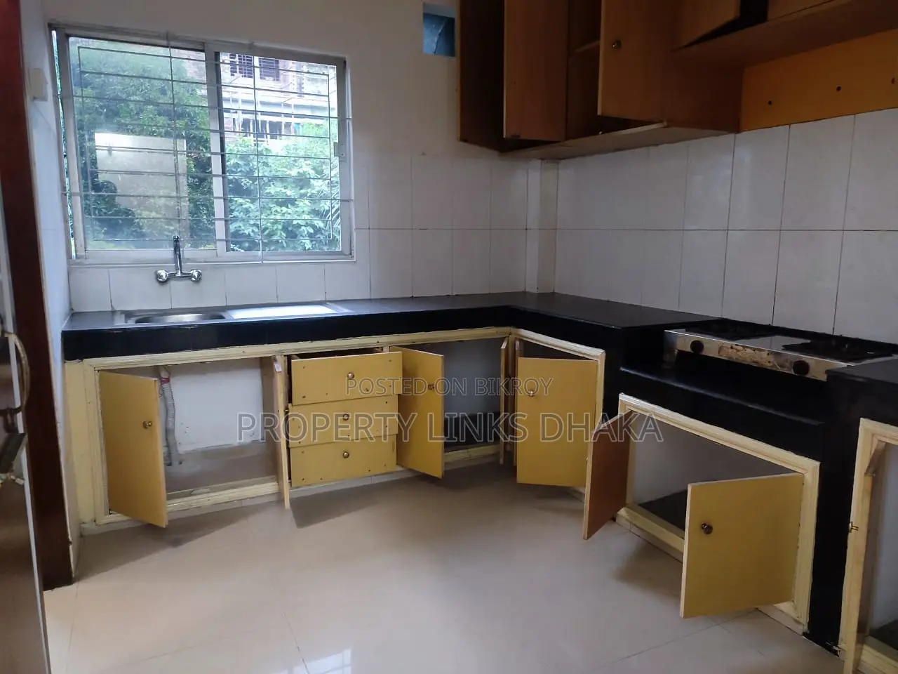 Unfurnished flat for Rent in Gulshan in Gulshan