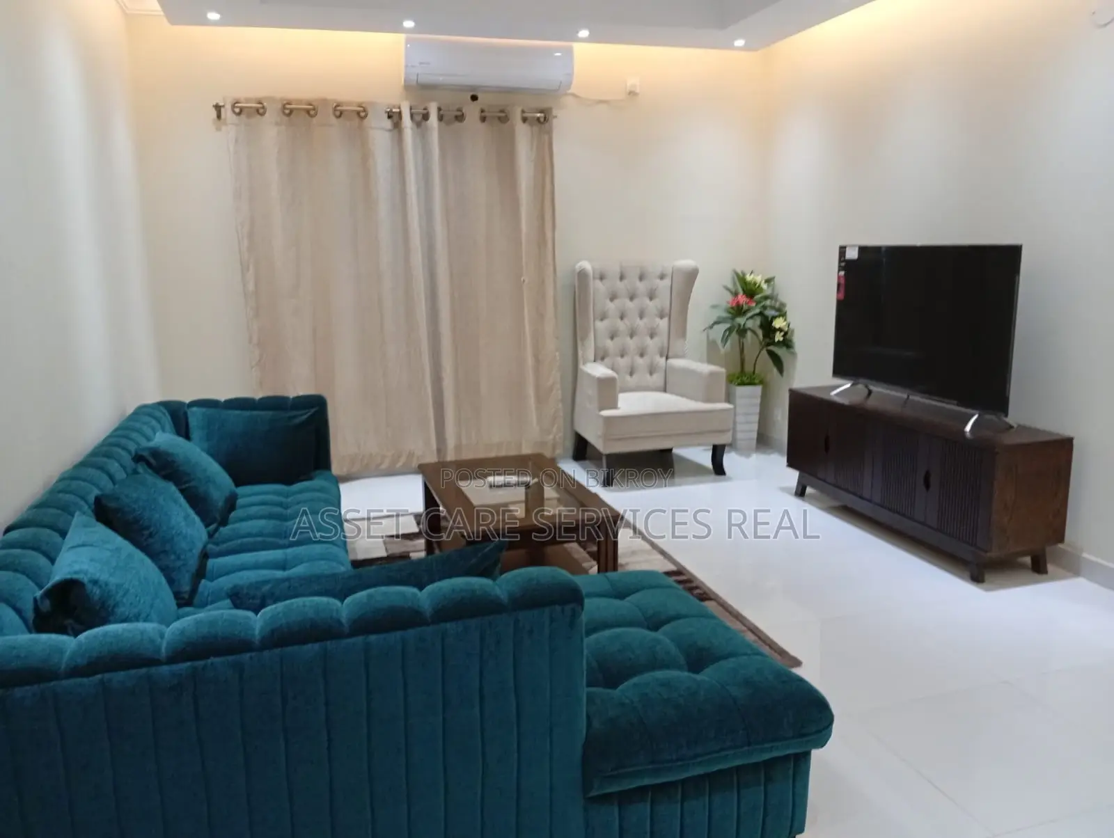 Exclusive Fully Furnished Flat Rent @ Gulshan 2 in Gulshan