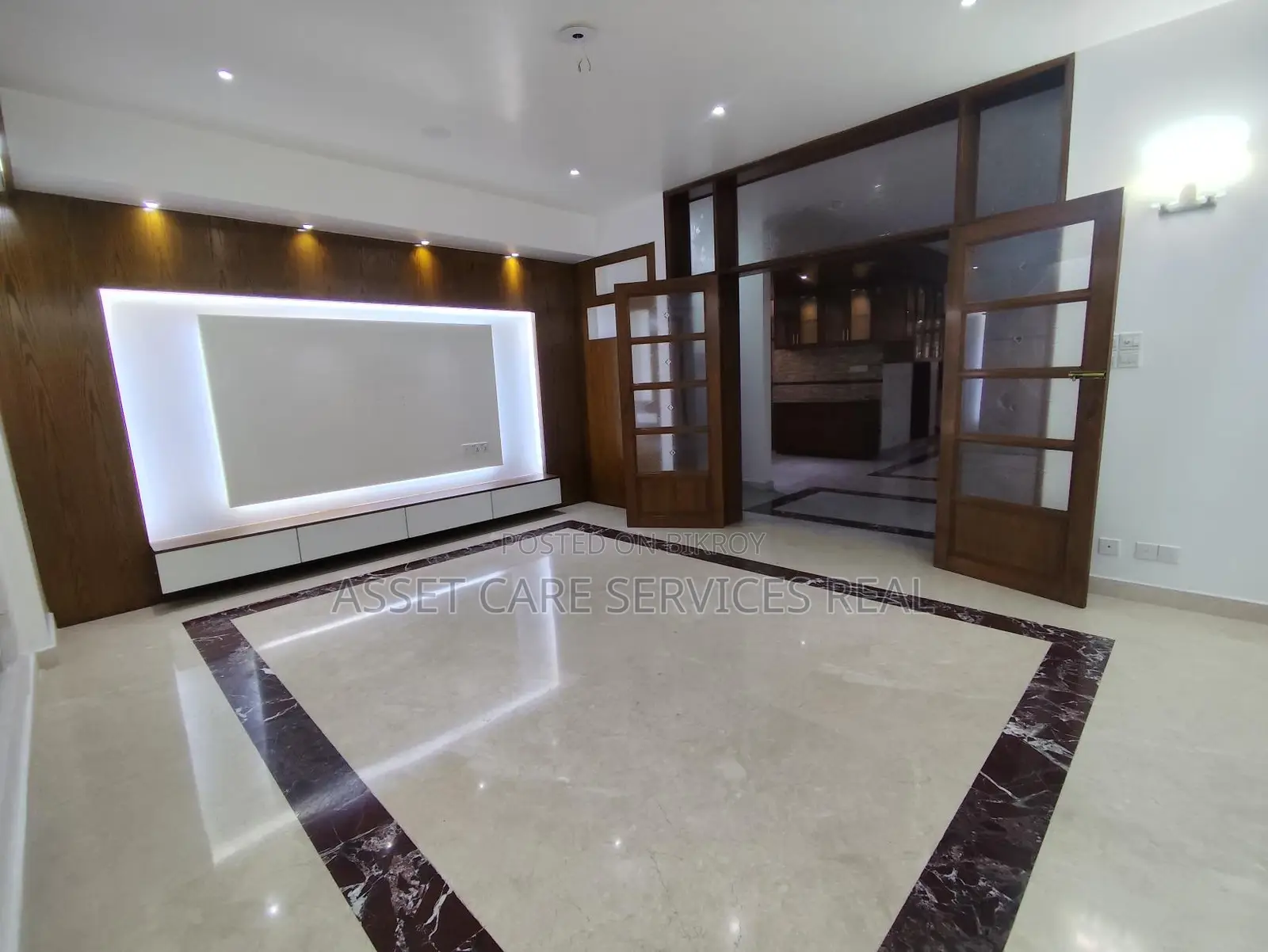 4Bed Beautiful Apartment Rent In Baridhara Diplomatic Zone in Baridhara