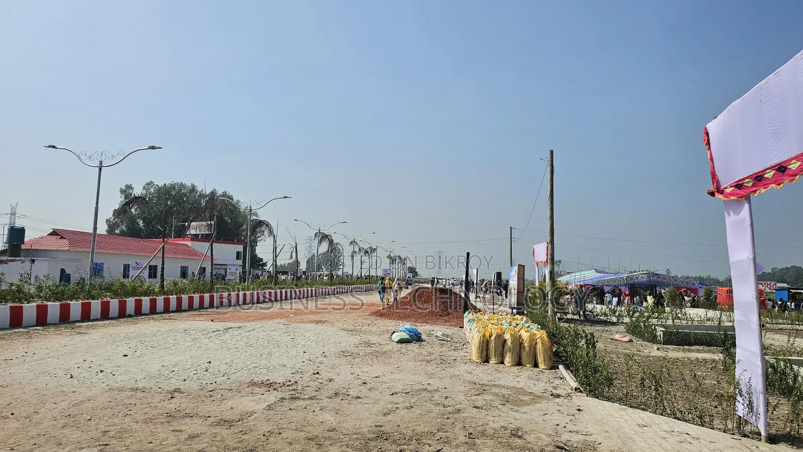 ঢাকা-মাওয়া এক্সপ্রেসওয়ে সংলগ্ন আবাসিক জমি বিক্রয় in Dhaka
