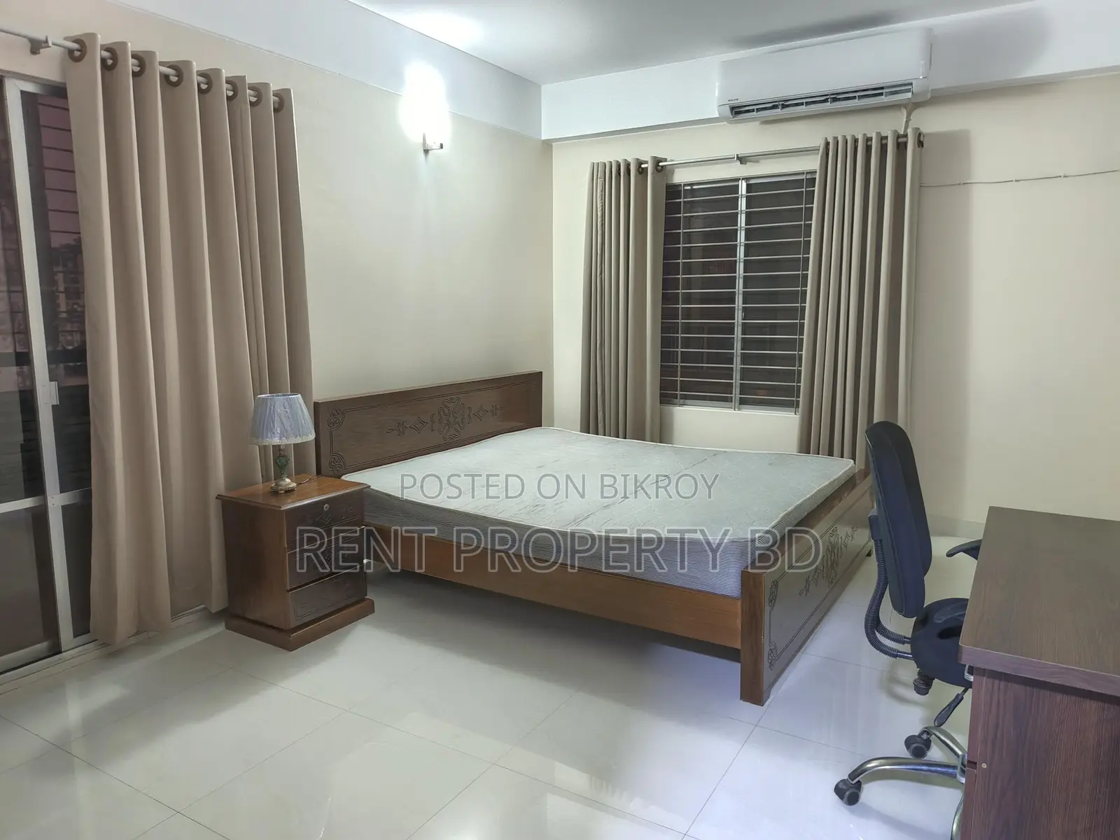 Exclusive Fully Furnished Apartment Rent Gulshan in Gulshan