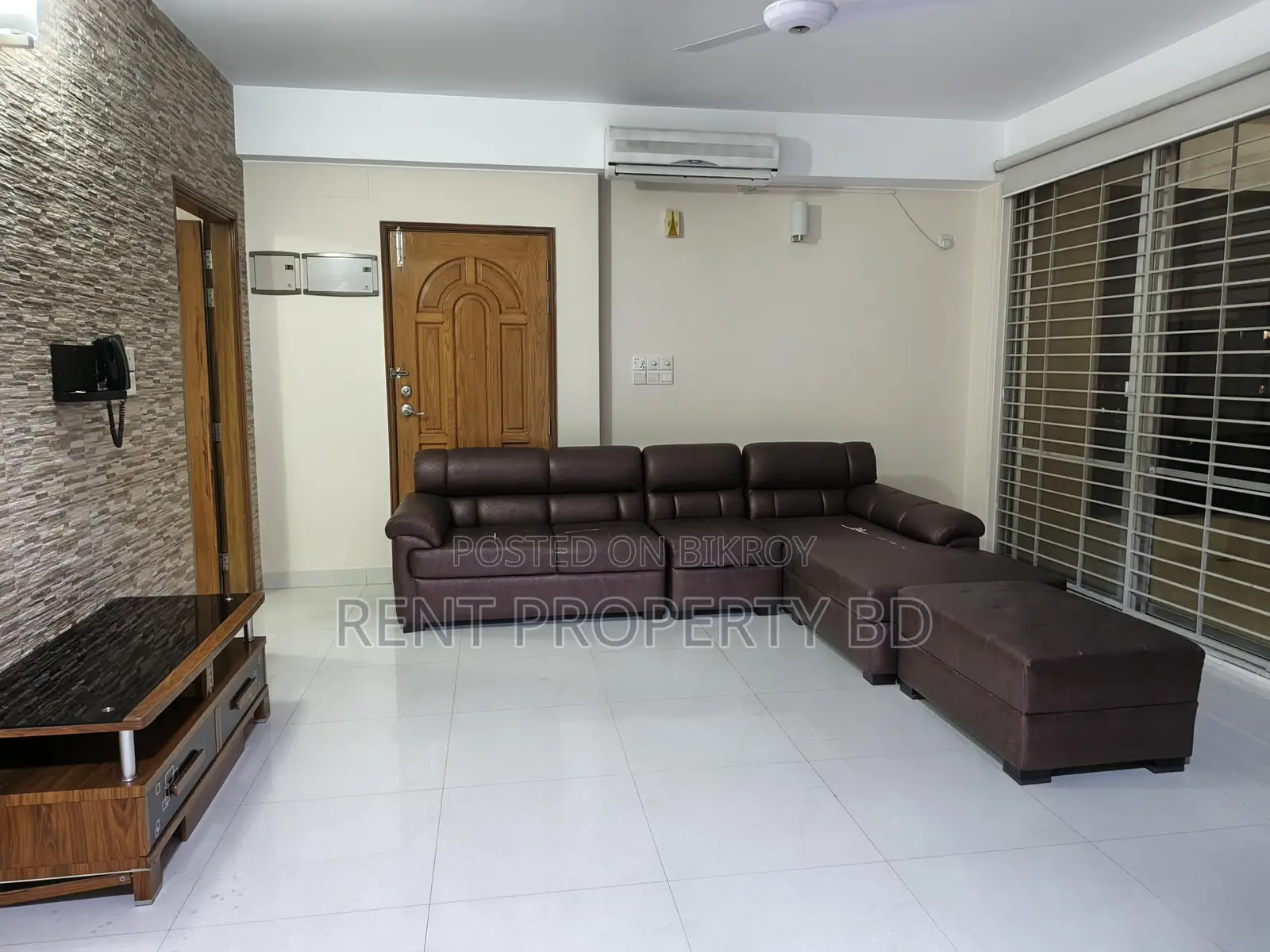 Lake View Duplex Full Furnished Apartment Rent Gulshan in Gulshan