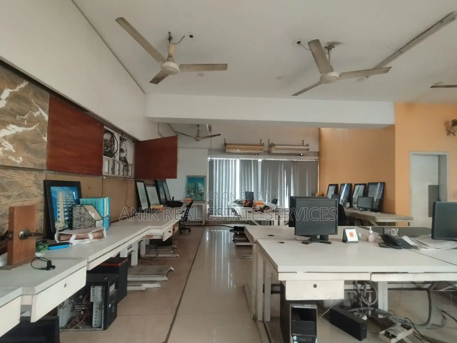 Open 2800 Sft Office Space Rent At Gulshan in Gulshan