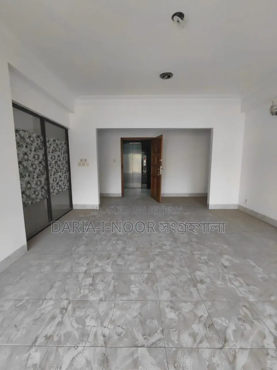 2255 sft 3 bed 4th floor flat sale@Gulshan 1 in Gulshan