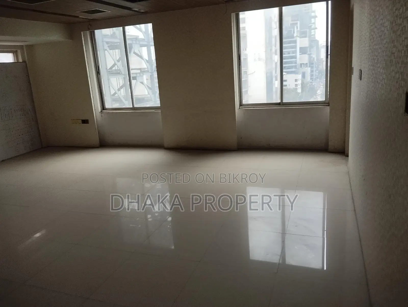 SEMI-FURNISHED COMMERCIAL OFFICE SPACE FOR RENT IN GULSHAN AVENUE in Gulshan