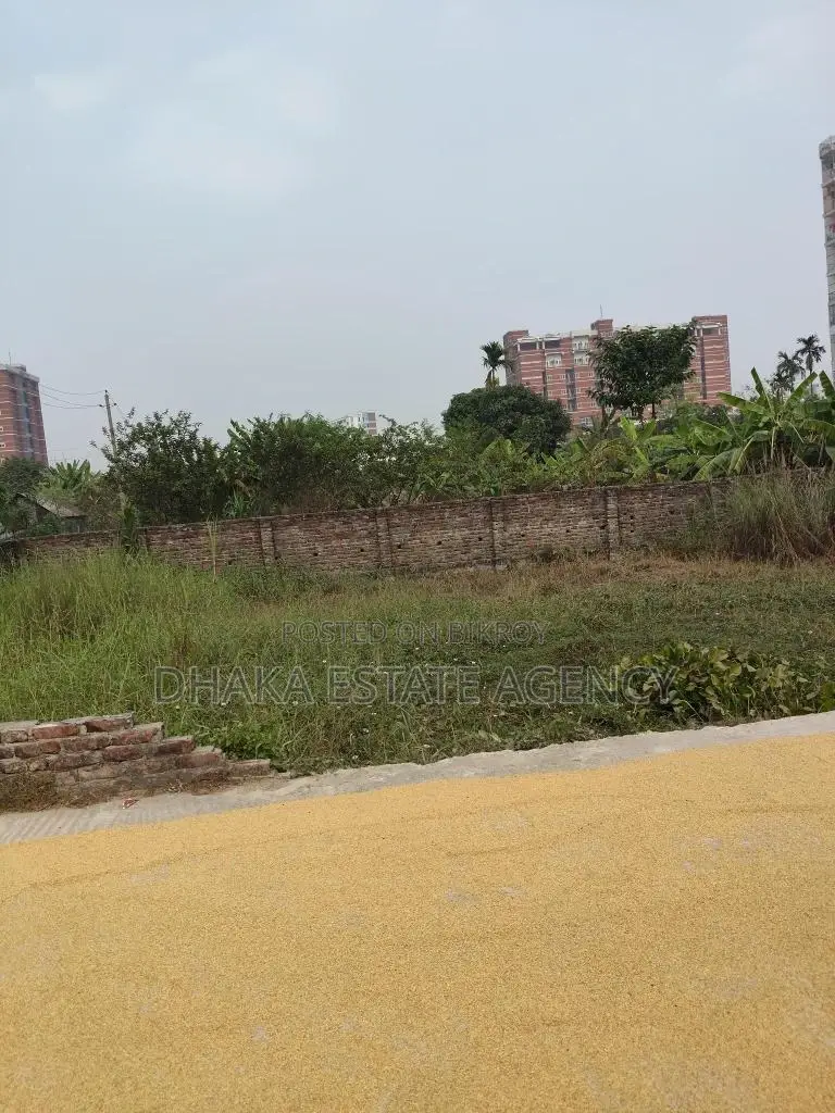 05 katha plot adjacent to 300 feet in Purbachal