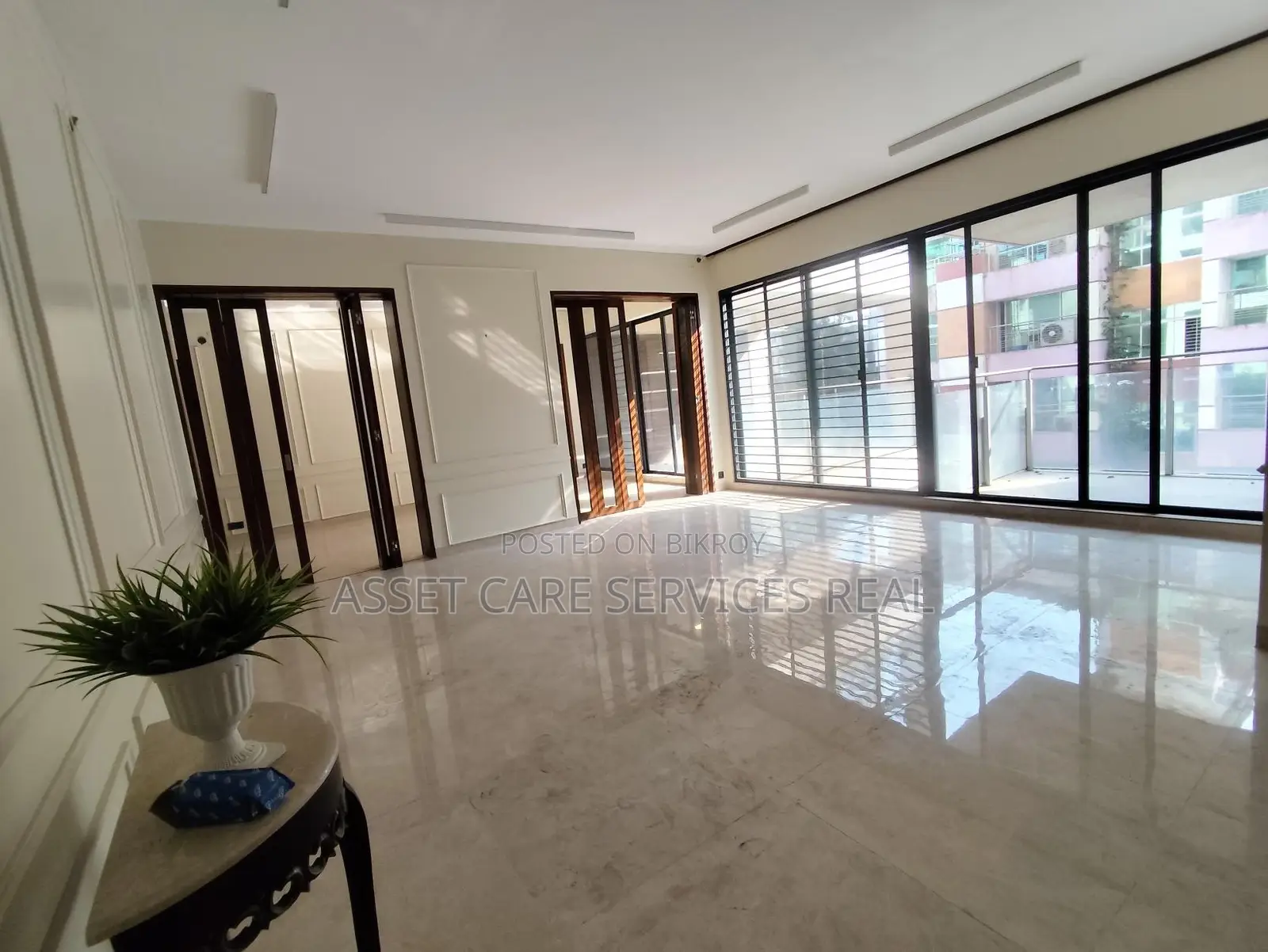 3Bed Shanta Luxury Apartment Rent In Gulshan-1 in Gulshan