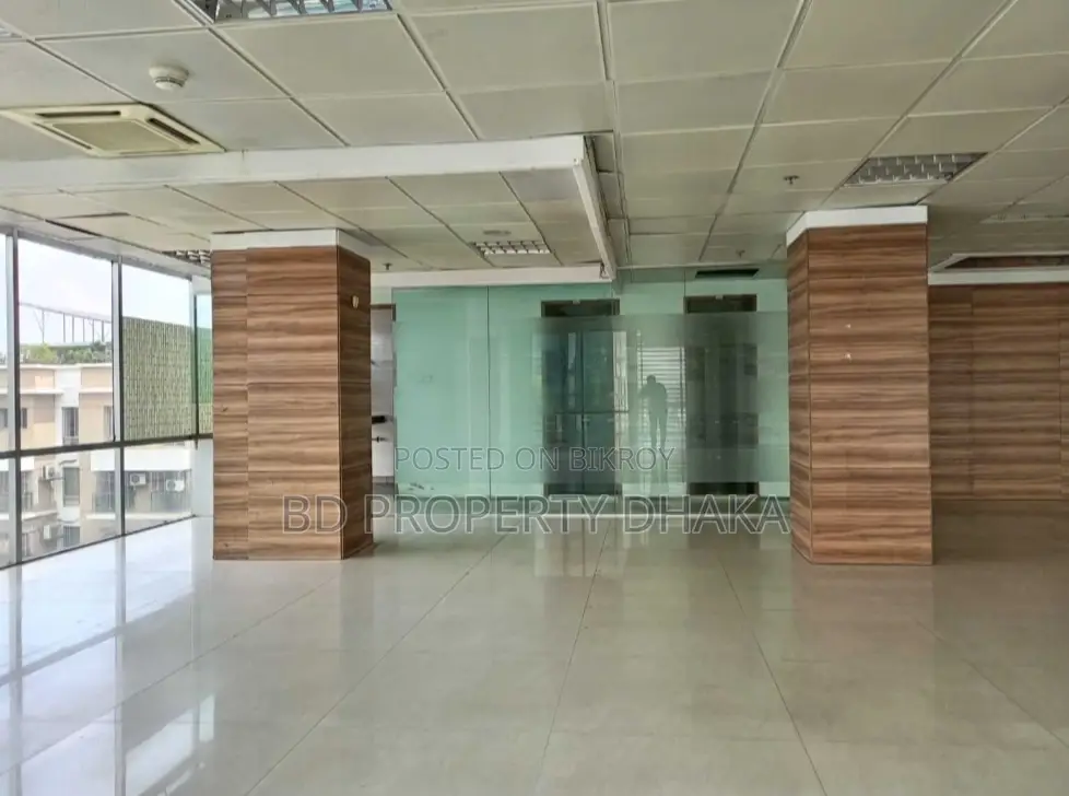 8000sqft Luxury central A c Commercial Newly Building rent in Gulshan Av in Gulshan