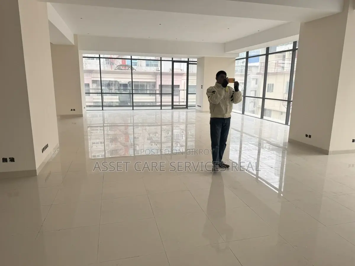 Commercial Open Space for Rent in Gulshan Avenue in Gulshan