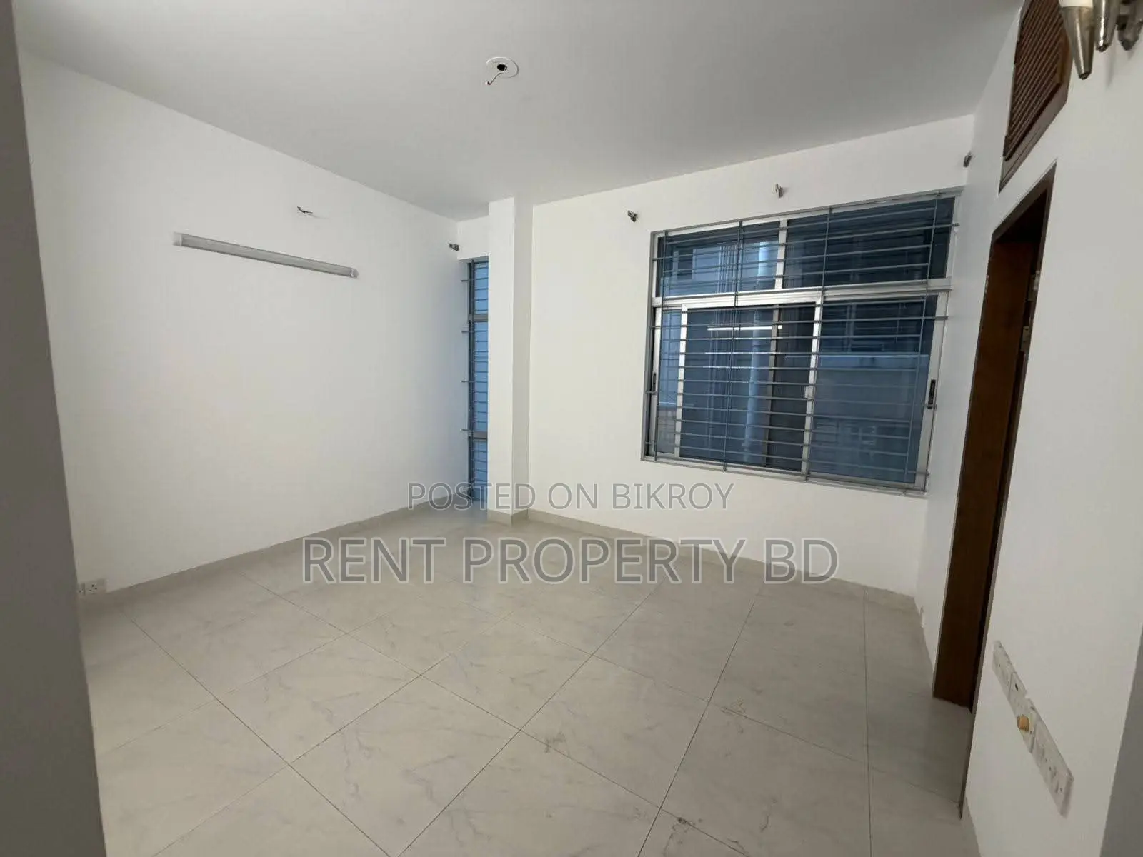 3100 sft Luxury Unfurnished Flat For Rent In Gulshan 2 North in Gulshan