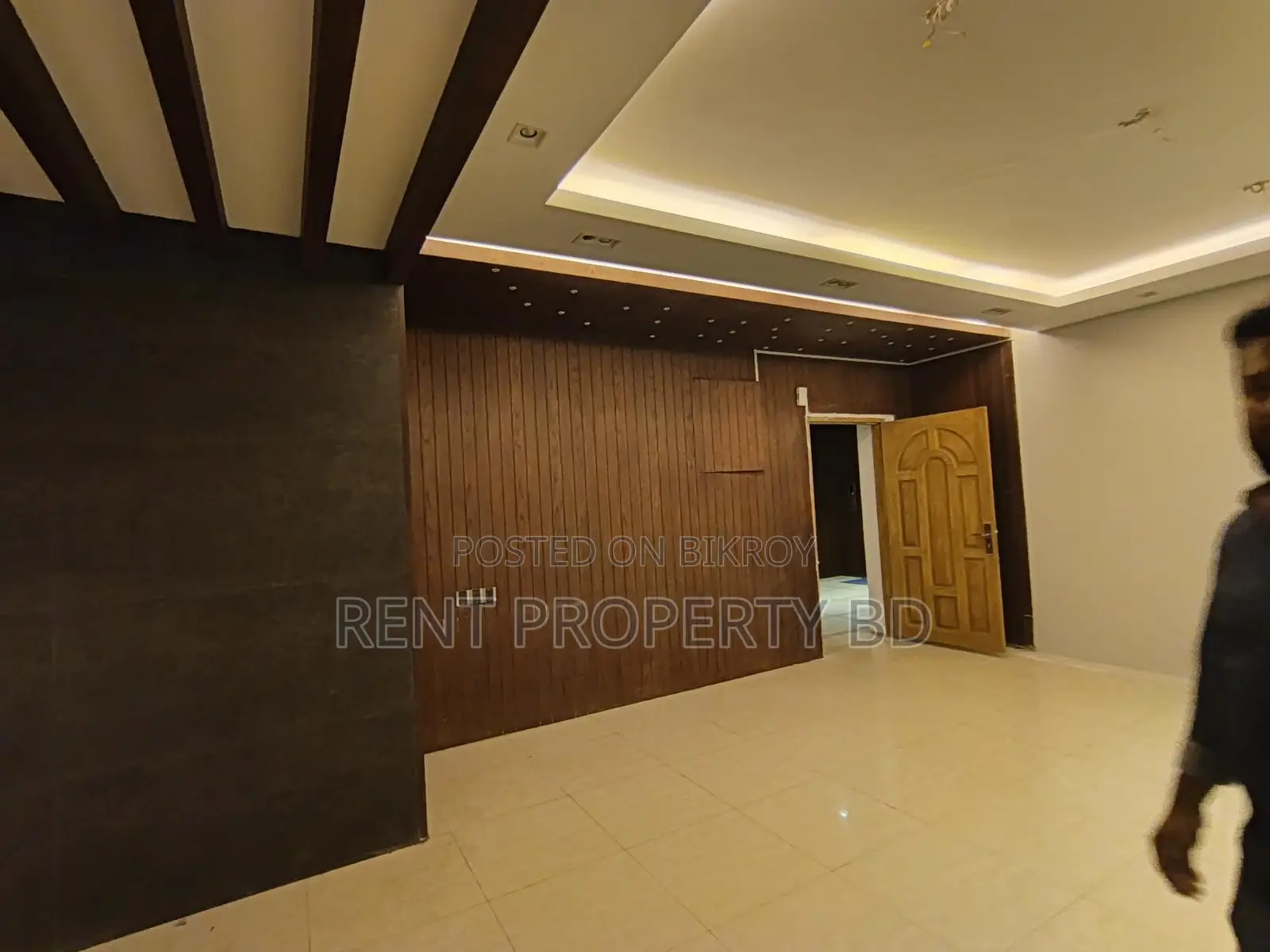 2400 Sft Office Rent At Gulshan-2 in Gulshan