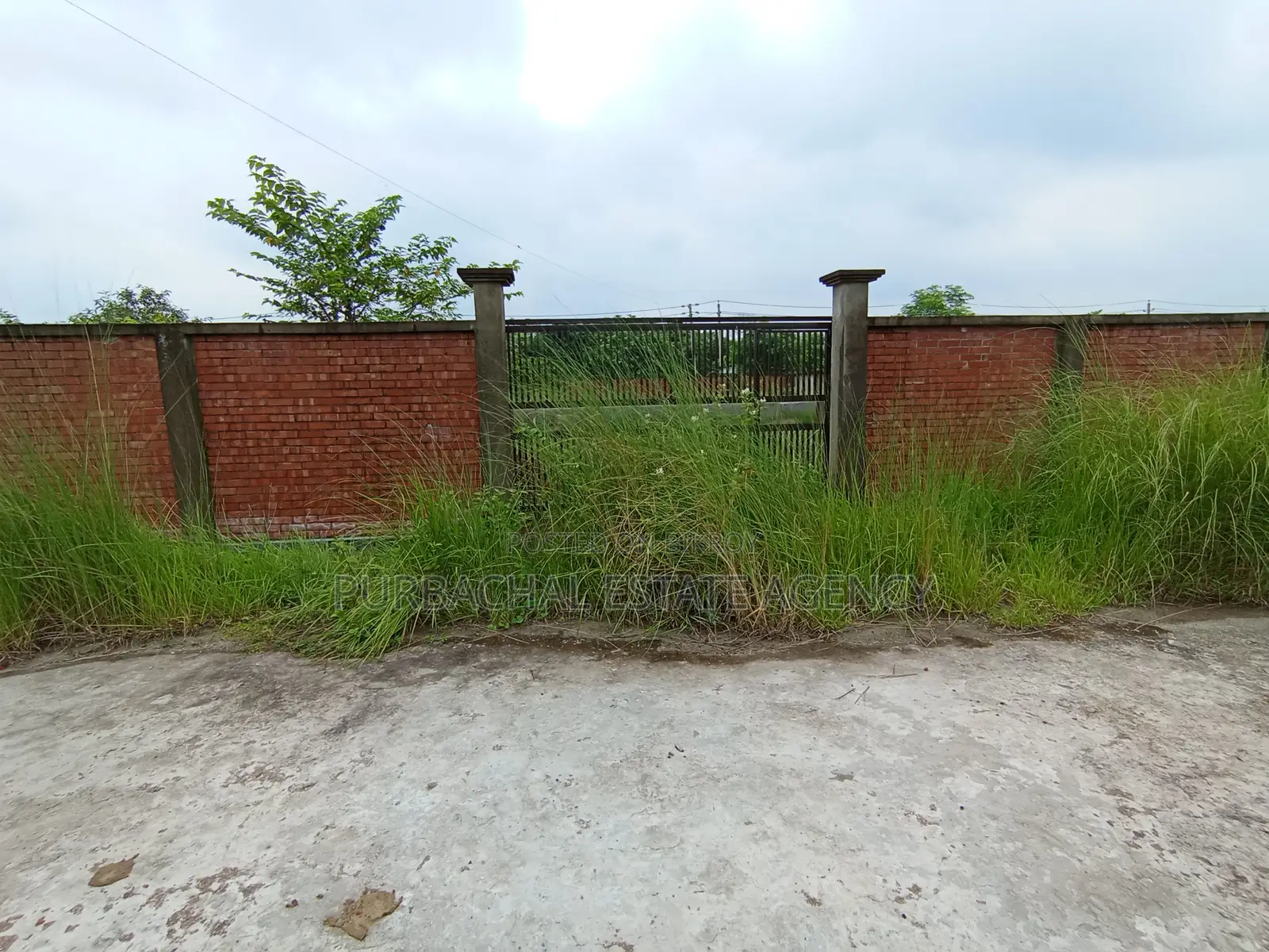 Near 54ft, South Face, 7.5 Katha Plot In Sec#24 in Purbachal