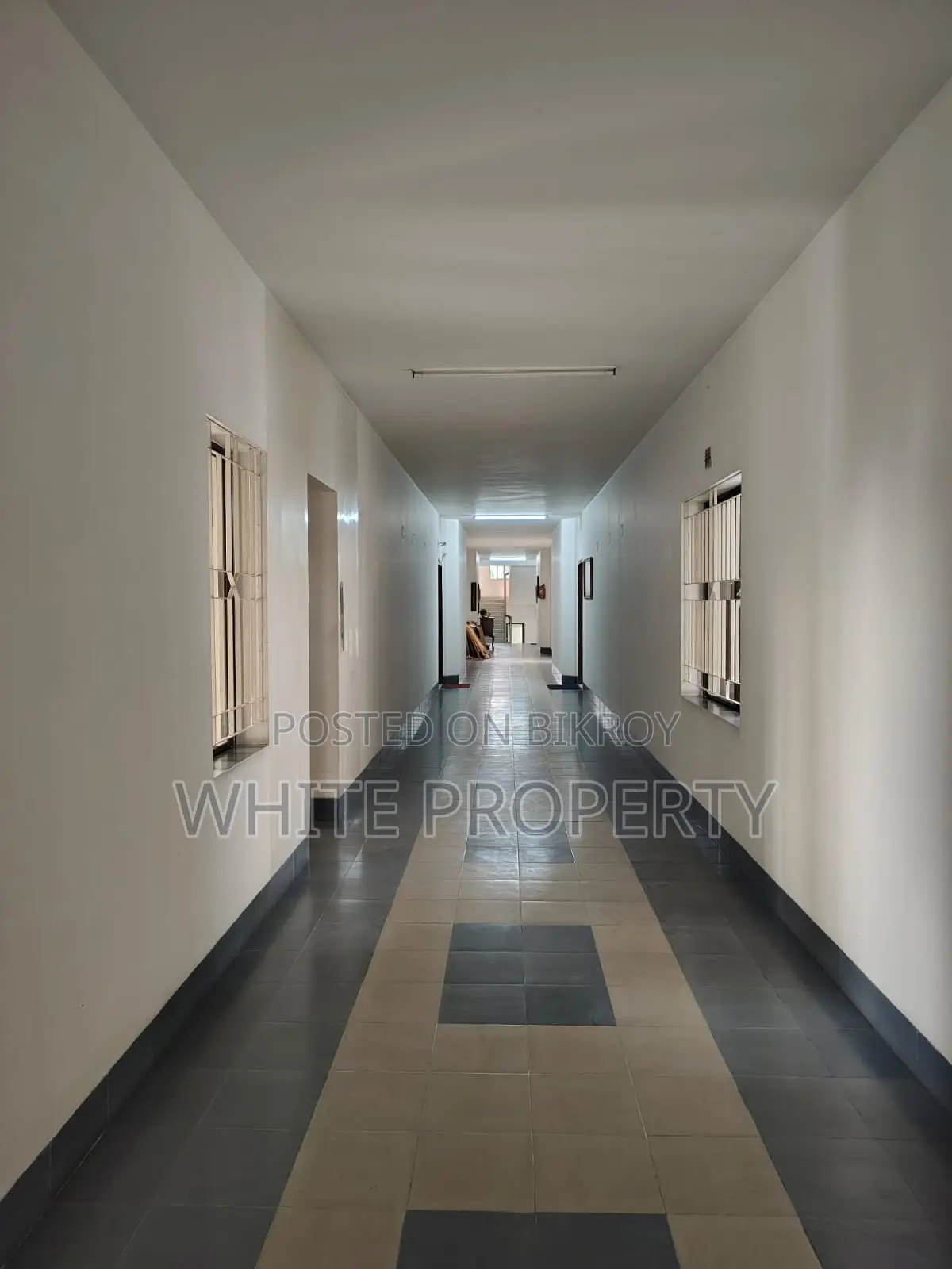 Used Apartment for Sale at Gulshan Road 43 in Gulshan
